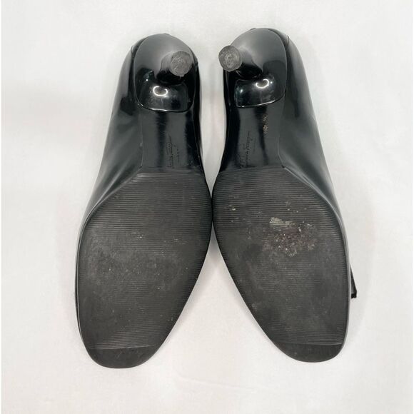 Salvatore Ferragamo Black Patent Leather pumps - Picture 11 of 11
